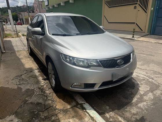 KIA CERATO 1.6 SX3 16V GASOLINA 4P AUTOMÁTICO